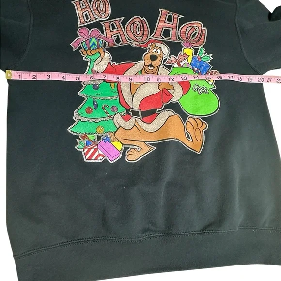 Vintage 90’s Black Scooby-Doo Christmas Sweatshirt - Picture 3 of 4